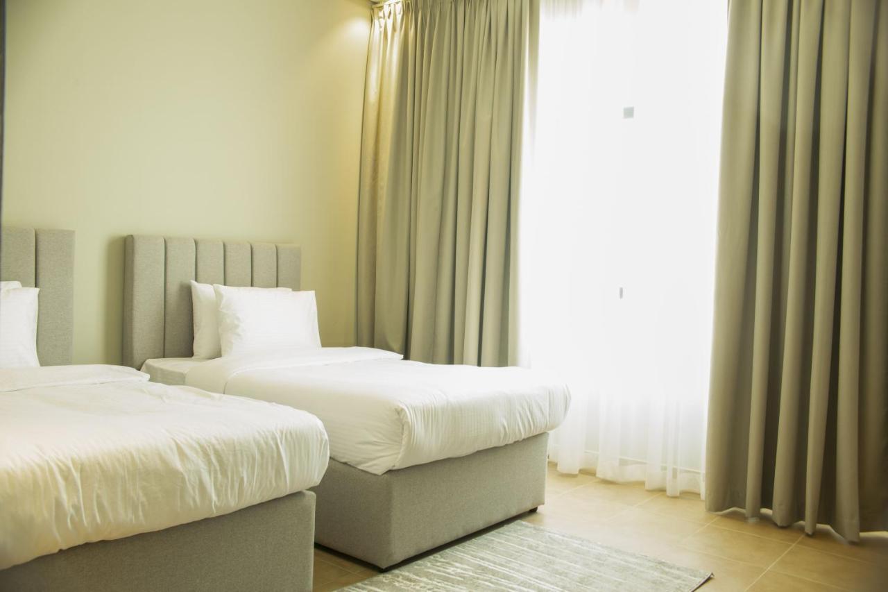 Infinity Tower Suites Wll Манама Екстер'єр фото