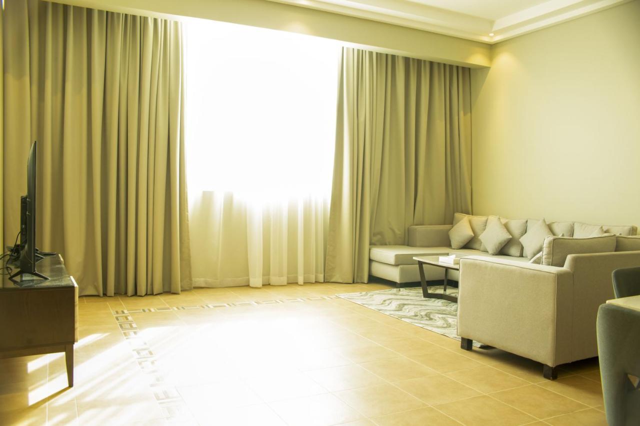 Infinity Tower Suites Wll Манама Екстер'єр фото