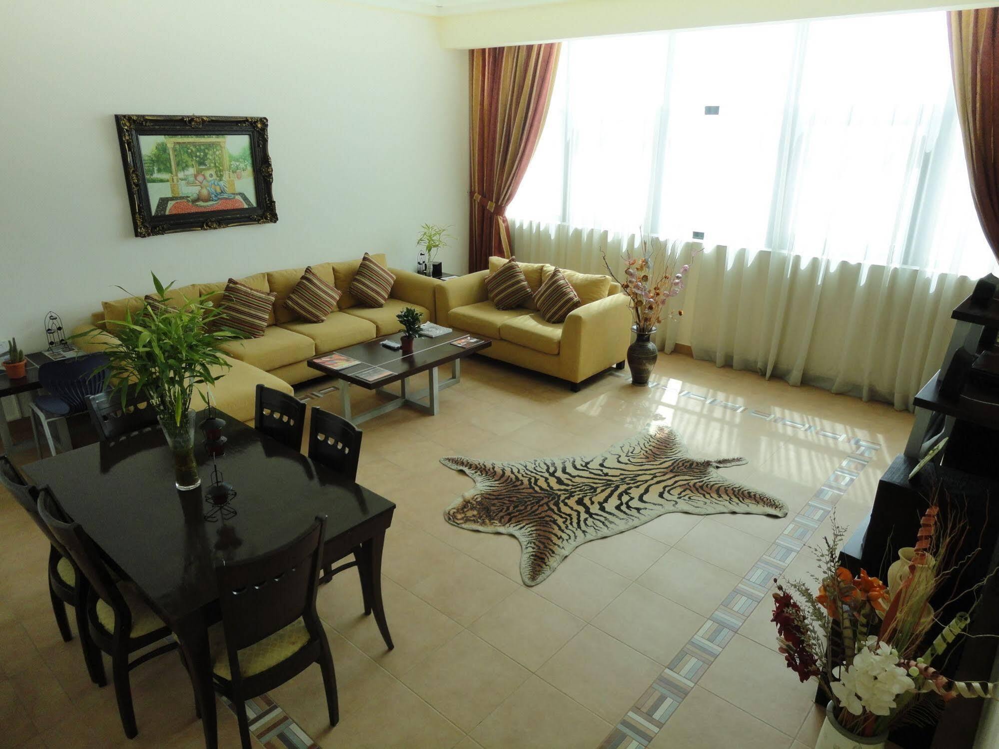 Infinity Tower Suites Wll Манама Екстер'єр фото