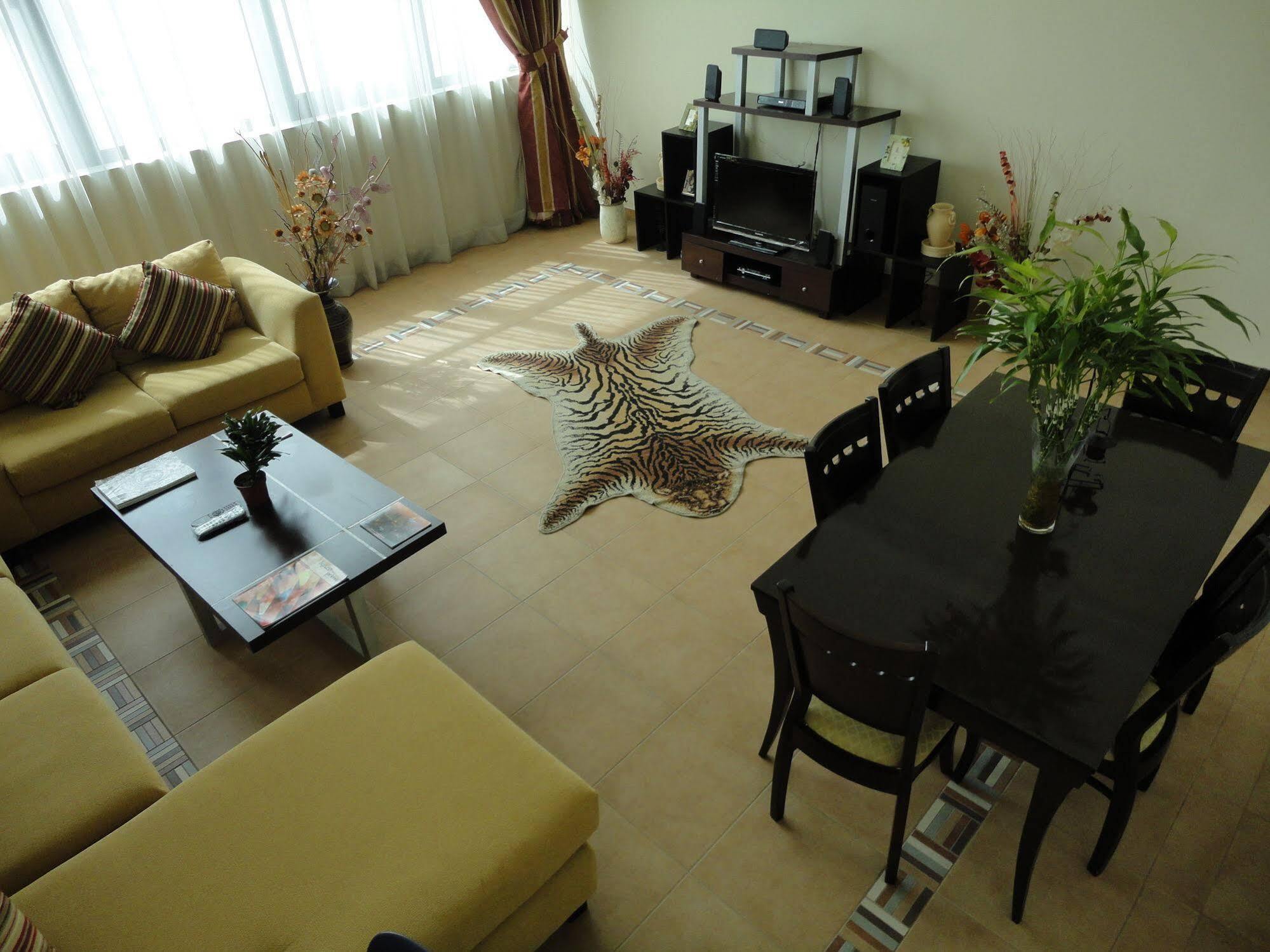 Infinity Tower Suites Wll Манама Екстер'єр фото